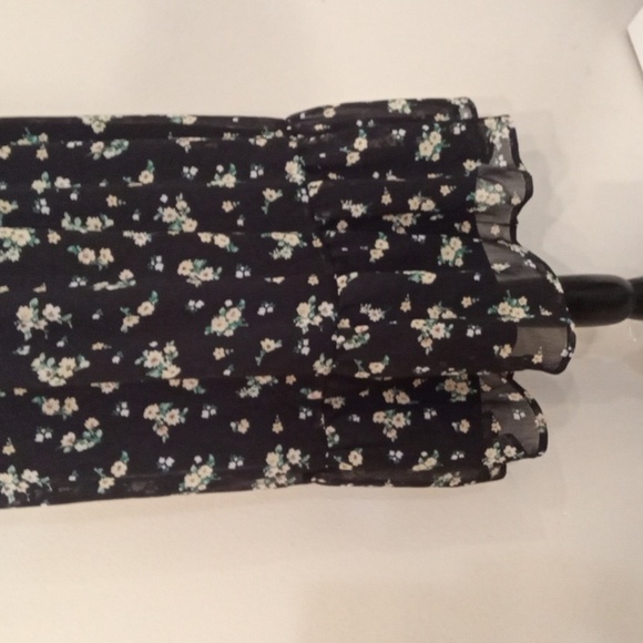 No Boundaries Juniors Ruffle Midi Dress Black Floral Size XS - Picture 5 of 9